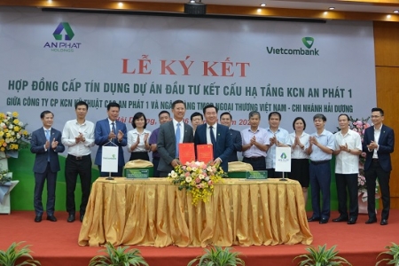 Vietcombank Hải Dương ký kết hợp đồng cấp tín dụng 1.200 tỷ đồng với Công ty CP KCN kỹ thuật cao An Phát 1