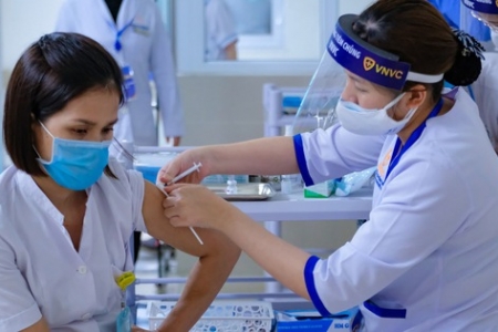 Hà Nội: Tiêm miễn phí vaccine Covid-19 cho người dân