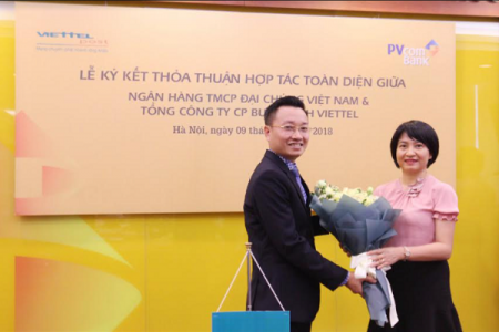 PvcomBank và Viettel Post hợp tác chiến lược với giải pháp ứng vốn kinh doanh trên nền tảng số