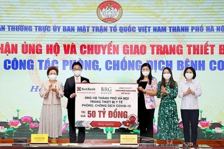 Tập đoàn BRG cùng các đơn vị ủng hộ TP. Hà Nội các trang thiết bị y tế phòng, chống dịch Covid-19