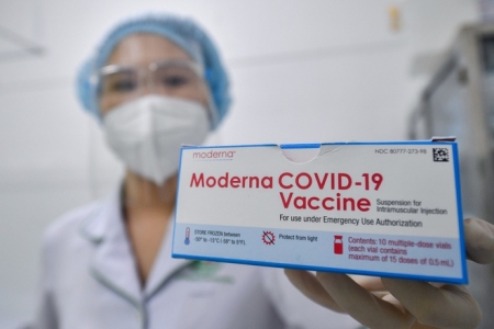 TP. HCM trả lời Bộ Y tế về việc mua 5 triệu liều vaccine Covid-19 Moderna