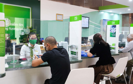 Vietcombank tiếp tục giảm lãi vay cho khách hàng tại 19 tỉnh, thành phía Nam