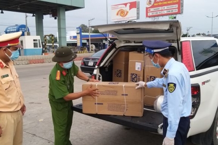 Tiền Giang: Phát hiện 360 kg chỉ sợi Trung Quốc nhập lậu