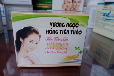 An Giang: Phát hiện hàng nghìn sản phẩm mỹ phẩm có phiếu công bố đã hết hiệu lực