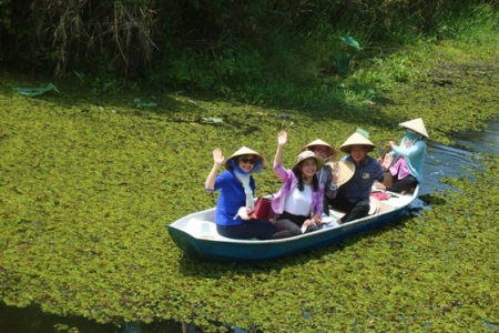 TP. Hồ Chí Minh và Long An liên kết khôi phục, phát triển du lịch trong tình hình mới