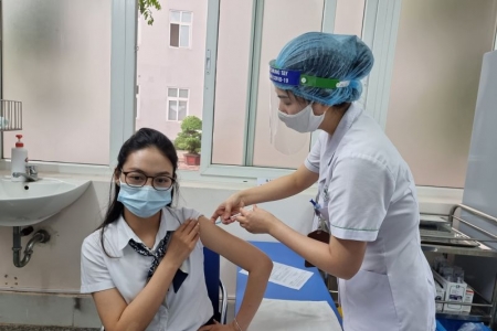 Tính đến chiều 09/01, cả nước đã tiêm được hơn 13,7 triệu liều vaccine phòng Covid-19 cho trẻ từ 12 đến 17 tuổi