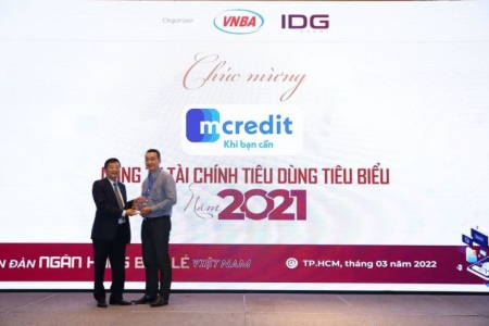 Mcredit nhận giải thưởng Công ty Tài chính tiêu dùng tiêu biểu năm 2021