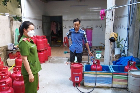 Phát hiện một cơ sở sang chiết gas trái phép tại Bạc Liêu