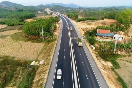 Khẩn trương ban hành Thông tư hướng dẫn các trường hợp chỉ định thầu liên quan đến cao tốc Bắc - Nam