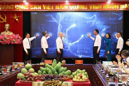 Khai trương sàn giao dịch và truy xuất nguồn gốc, xuất xứ nông sản tỉnh Sơn La