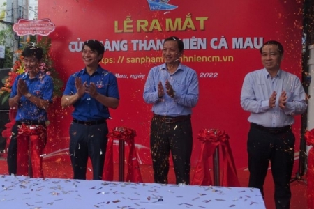 Ra mắt Cửa hàng Thanh Niên Cà Mau