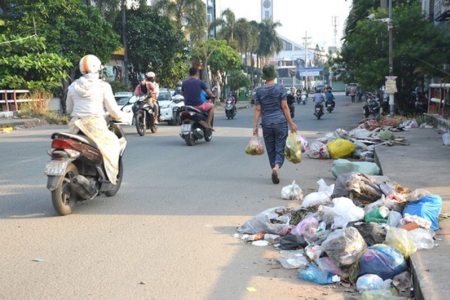 TP. HCM kiến nghị dùng hình ảnh để xử lý người tiểu bậy, xả rác