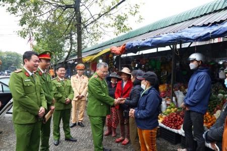 Năm 2022, Thừa Thiên Huế phát hiện trên 7000 vụ vi phạm phòng cháy chữa cháy, xử lý trên 45.000 vụ vi phạm an toàn giao thông.