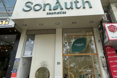 Hệ thống mỹ phẩm SonAuth bày bán hàng hoá không tem nhãn phụ tiếng Việt: Cần làm rõ nguồn sản phẩm