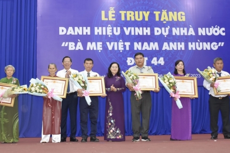 TP. Hồ Chí Minh truy tặng danh hiệu Bà mẹ Việt Nam Anh hùng cho 8 mẹ