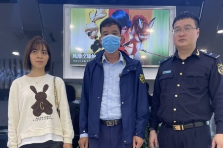 Phát hiện cửa hàng kinh doanh nước hoa giả mạo nhãn hiệu Chanel