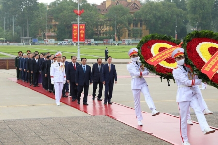 Lãnh đạo Đảng, Nhà nước vào Lăng viếng Chủ tịch Hồ Chí Minh