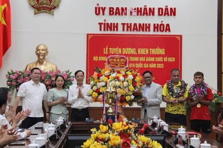 Thanh Hóa tổ chức Lễ tuyên dương, khen thưởng Đội U19 Đông Á Thanh Hóa