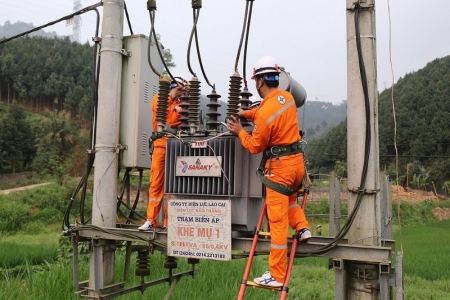 EVNNPC khuyến cáo khách hàng sử dụng điện tiết kiệm để tránh nguy cơ sự cố về điện