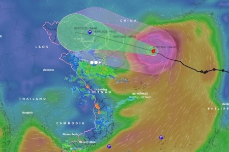 Bão số 1 giật cấp 15, hướng về Quảng Ninh - Hải Phòng
