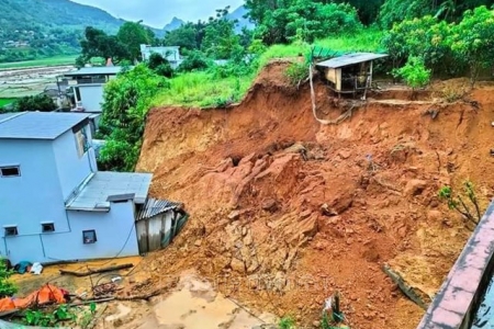 Tăng cường công tác phòng chống dịch bệnh trong mưa lũ, ngập lụt