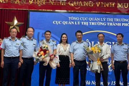 Ông Dương Mạnh Hùng được bổ nhiệm giữ chức Phó cục trưởng Cục QLTT Hà Nội