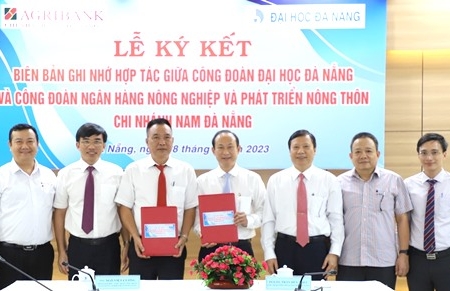 Agribank Nam Đà Nẵng: Trao 400 triệu đồng học bổng cho sinh viên hoàn cảnh khó khăn