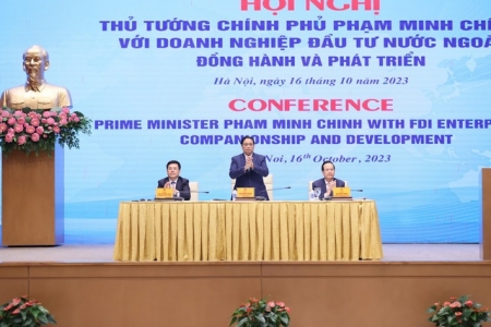 Thủ tướng Chính phủ gặp mặt cộng đồng doanh nghiệp đầu tư nước ngoài với chủ đề “Đồng hành và phát triển”