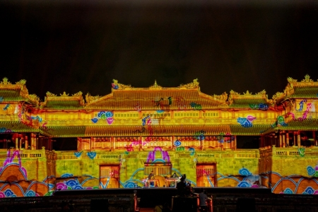 Đại tiệc ánh sáng khép lại Festival Huế 2023 - “Huế by light - The live show"