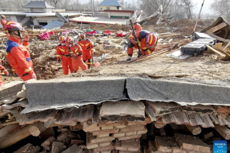 Trung Quốc khẩn trương ứng phó hậu quả động đất