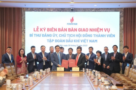 Petrovietnam tổ chức lễ bàn giao nhiệm vụ Bí thư Đảng ủy, Chủ tịch Hội đồng Thành viên