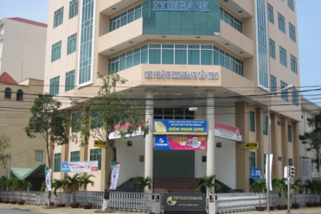 Eximbank Chi nhánh Cần Thơ đem xuân ấm đến gia đình khó khăn quận Ninh Kiều