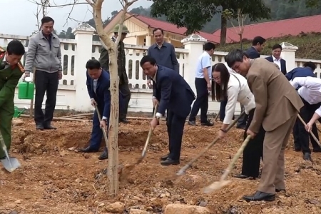 Lễ phát động “Tết trồng cây đời đời nhớ ơn Bác Hồ” Xuân Giáp Thìn 2024 tại Thanh Hóa