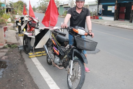 Miệt mài theo lộ hút đinh