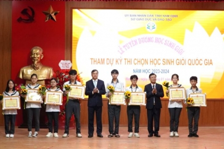 Nam Định có 2.413 học sinh đoạt giải trong Kỳ thi chọn học sinh giỏi năm học 2023 - 2024