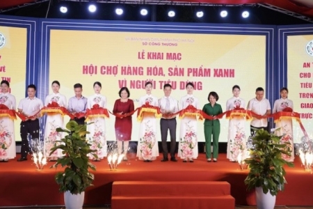 Khai mạc Hội chợ “Hàng hóa, sản phẩm Xanh vì người tiêu dùng”