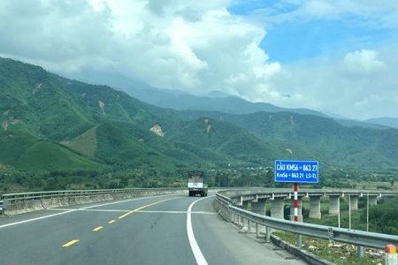 Phê duyệt chủ trương mở rộng 65km cao tốc La Sơn - Hòa Liên lên 4 làn xe