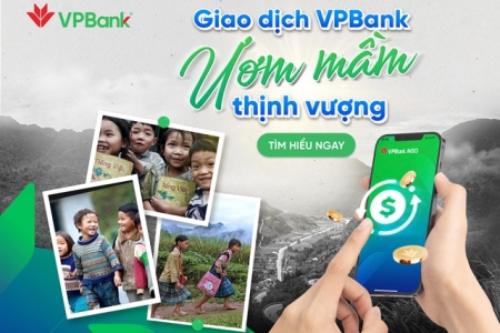 VPBank cùng chương trình Cặp lá yêu thương giúp các em nhỏ vùng cao có thêm cơ hội tới trường.