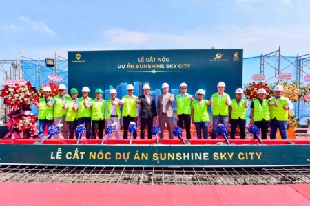 Tổ hợp căn hộ “chuẩn khách sạn ven sông Sài Gòn” - Sunshine Sky City cất nóc toà S4.