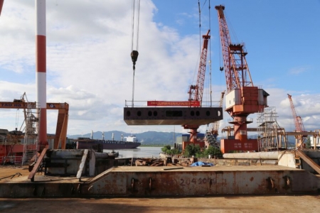 Quảng Ninh: Công ty Đóng tàu Hạ Long hạ thủy tàu hàng Trường Minh Dream 05 tải trọng 45.000 DWT