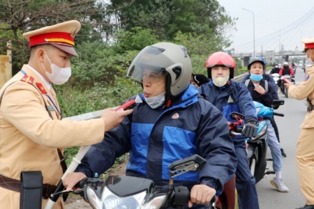 Bắc Ninh tăng cường kiểm tra, xử lý người điều khiển xe mô tô, xe máy điện, xe đạp điện vi phạm luật giao thông