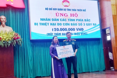 Thừa Thiên Huế- Gần 3 tỷ đồng (đợt 1) cứu trợ nạn nhân lũ lụt các tỉnh phía bắc