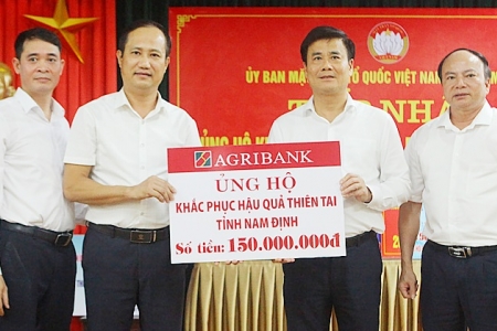 Agribank Nam Định ủng hộ 150 triệu đồng khắc phục hậu quả thiên tai do bão số 3