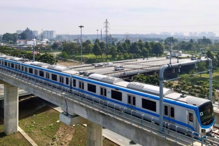 TP. HCM vướng mắc việc miễn vé cho đối tượng chính sách đi tuyến metro