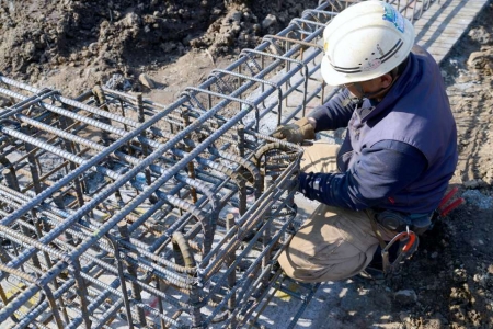 Giá thép hôm nay 10/10: Quặng sắt tương lai Đại Liên giảm mạnh