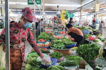 TP. Hồ Chí Minh tăng cường quản lý, kiểm tra nguồn gốc sản phẩm, hàng hóa tại chợ