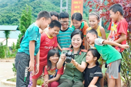 Phát động cuộc thi ảnh “Duyên dáng phụ nữ Công an Thanh Hóa”