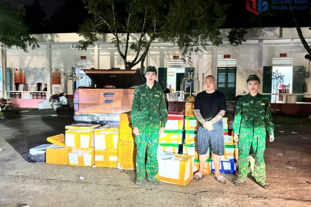 Quảng Ninh: Bắt giữ đối tượng vận chuyển trái phép hơn 350 kg thực phẩm không rõ nguồn gốc
