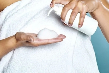 Cục Quản lý Dược đình chỉ lưu hành sản phẩm mỹ phẩm vi phạm của Công ty Uyên Phương