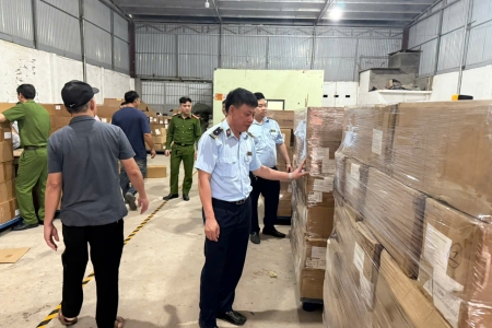 Xử lý nghiêm các hành vi buôn lậu, gian lận thương mại, hàng giả